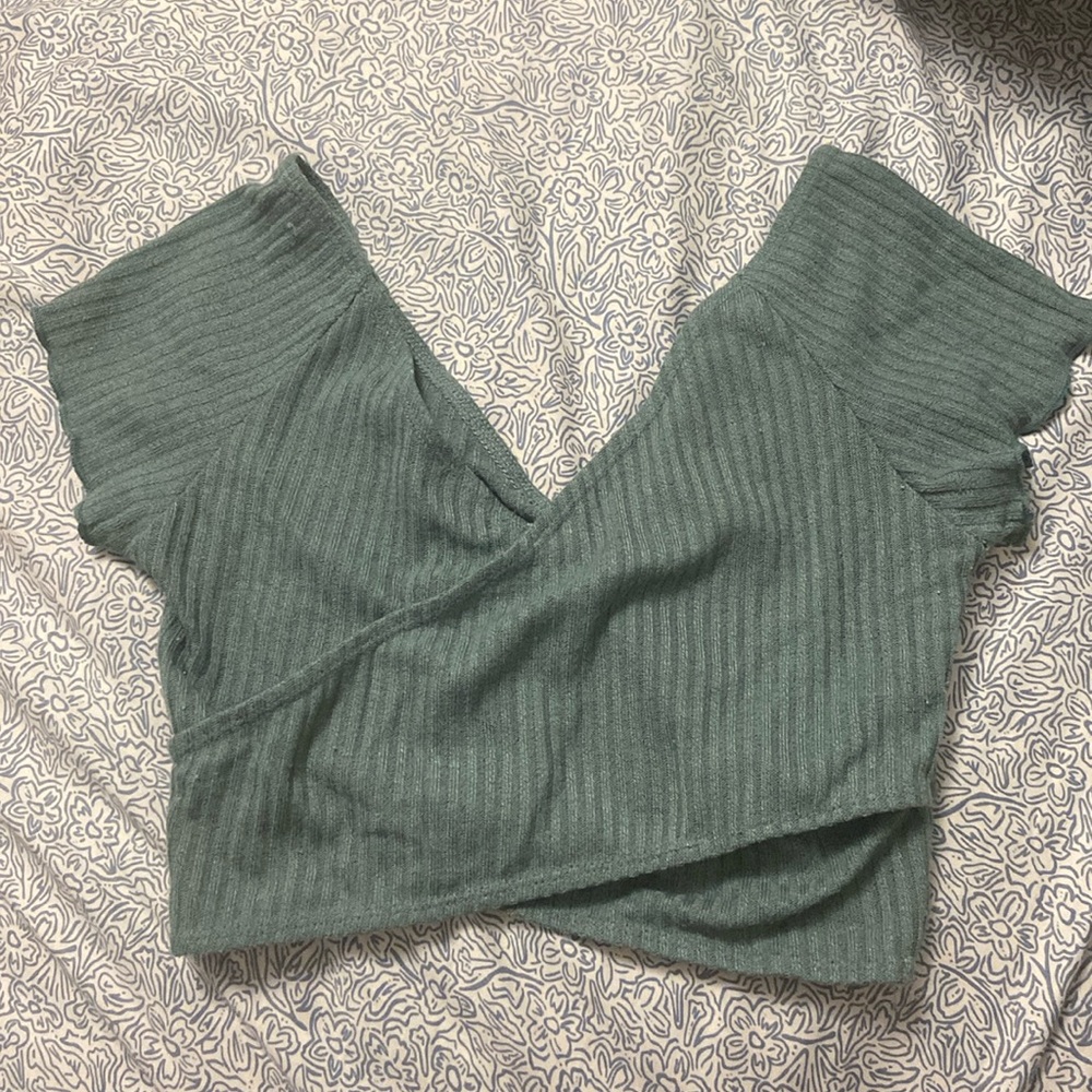 SHEIN Green Crop Top